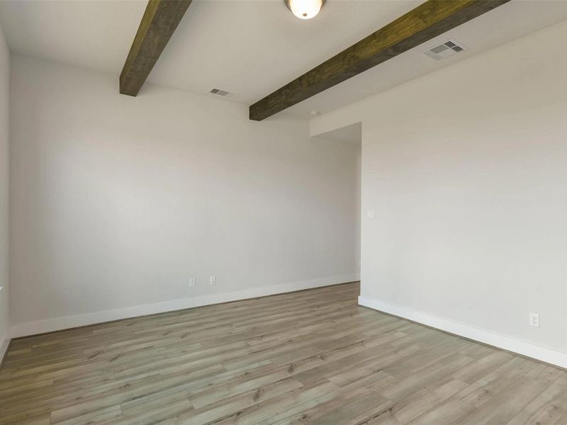 Spacious, unfurnished interior of a new home in Lago Mar, Texas City (Image 30). Spacious, unfurnished interior of a new home in Lago Mar, Texas City (Image 30).