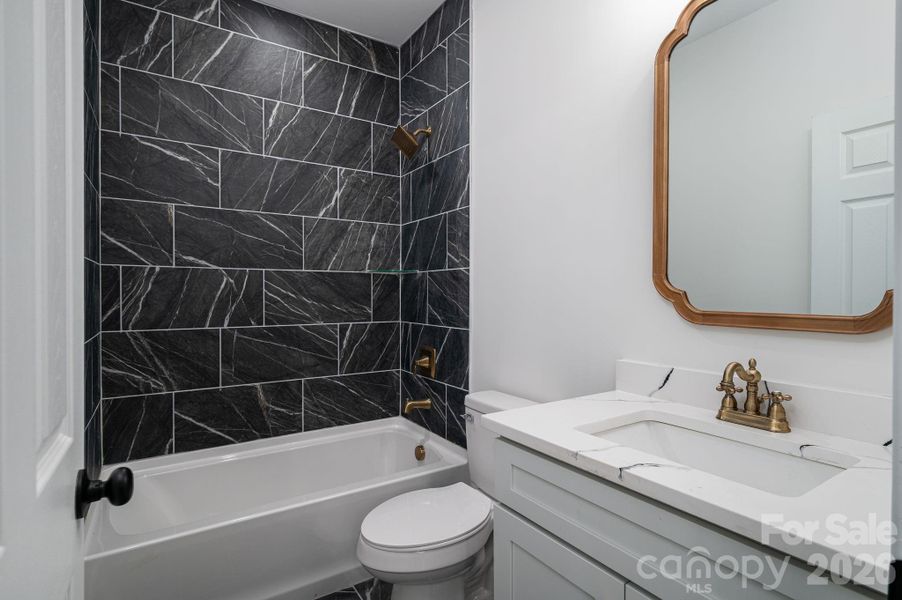 Furnished interior view inside a new home in , Shelby (Image 19).