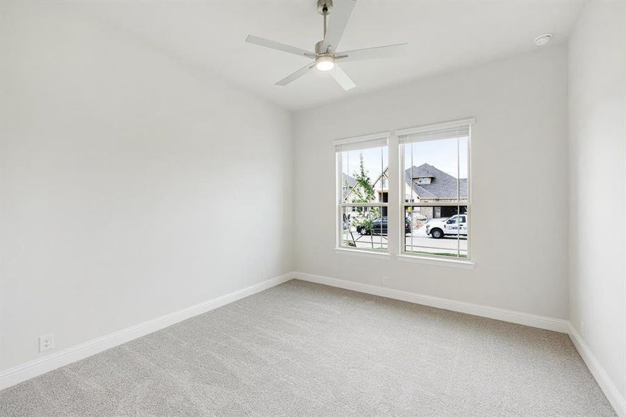 Spacious, unfurnished interior of a new home in Villages of Walnut Grove, Midlothian (Image 22).