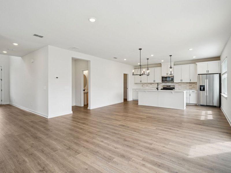 The open-concept floorplan allows for an easy flow between the kitchen and dining areas.
