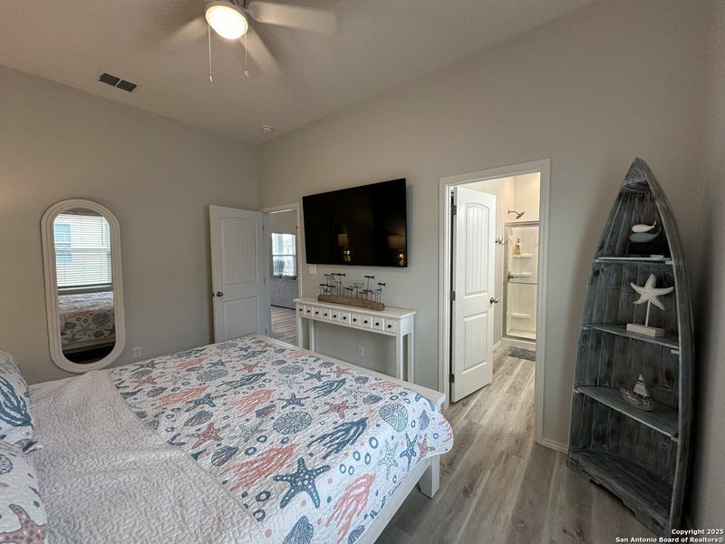 Furnished interior view inside a new home in , Rockport (Image 10).