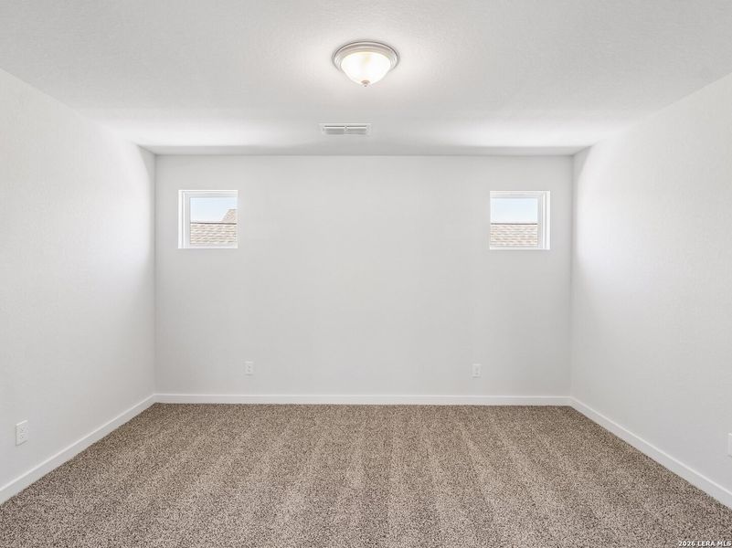 Spacious, unfurnished interior of a new home in Talley Fields, San Antonio (Image 26).