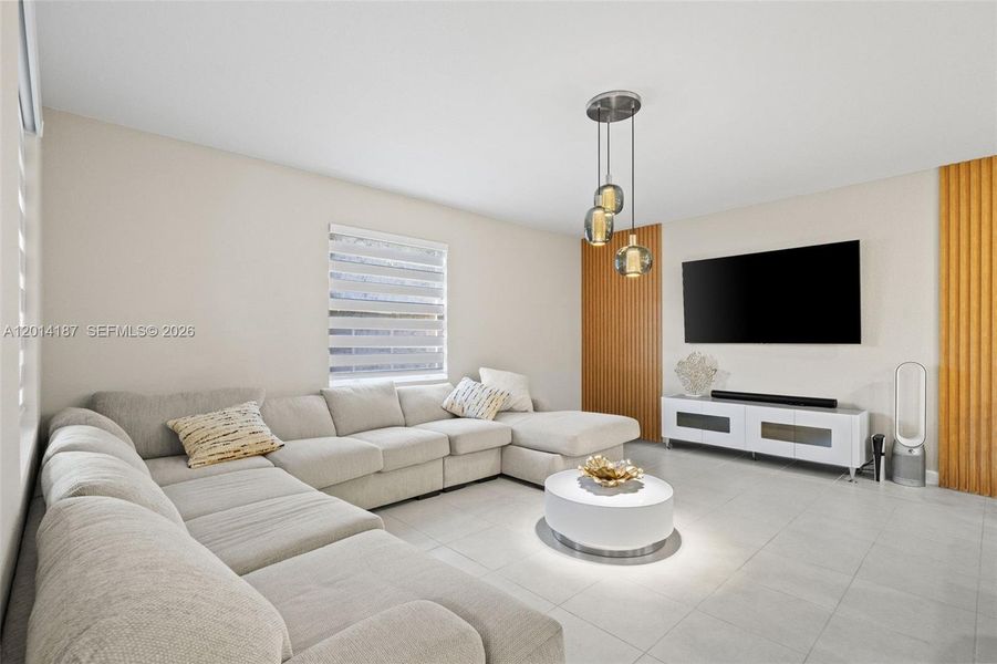 Furnished interior view inside a new home in Hawthorne at Galiano Pointe, Miami (Image 11). Furnished interior view inside a new home in Hawthorne at Galiano Pointe, Miami (Image 11).
