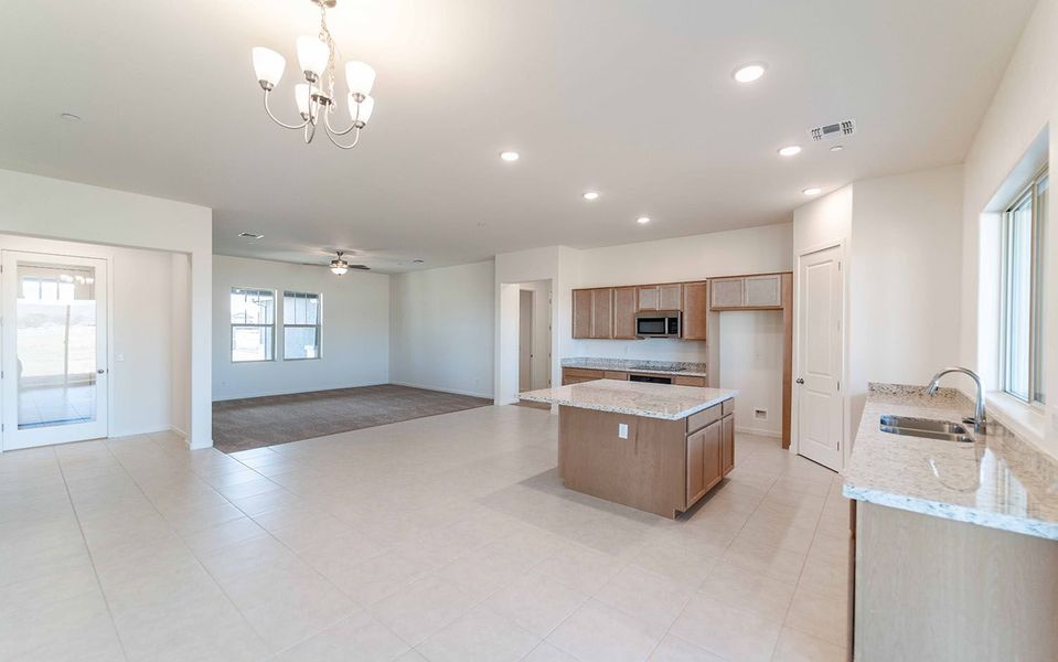 Image 15 of a home in Heritage Pointe.