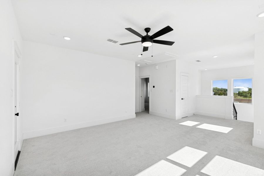 Spacious, unfurnished interior of a new home in Easthaven at Bridgeland Central - Horizon Collection, Cypress (Image 31).