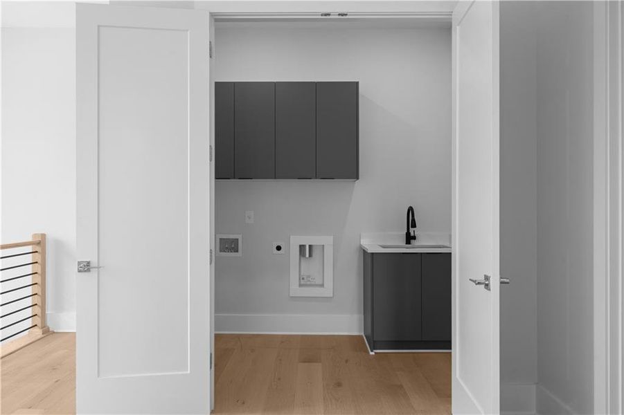 Furnished interior view inside a new home in , Atlanta (Image 8).