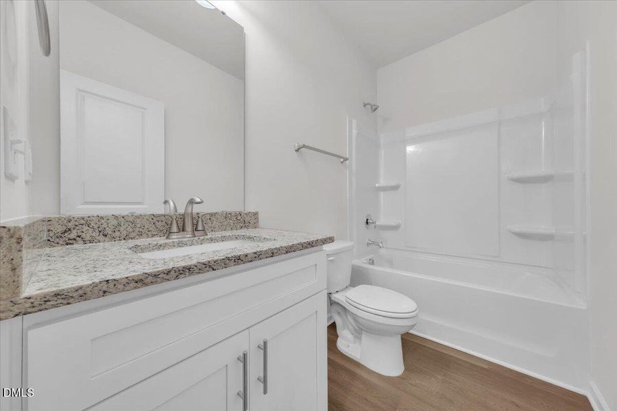 09-106 Summitt Ave_009