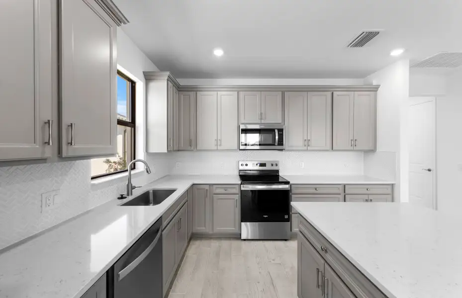 Furnished interior view inside a new home in Del Webb Naples, Immokalee (Image 10).