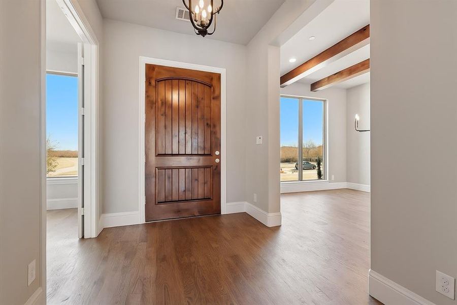 Spacious, unfurnished interior of a new home in , Sunnyvale (Image 23).