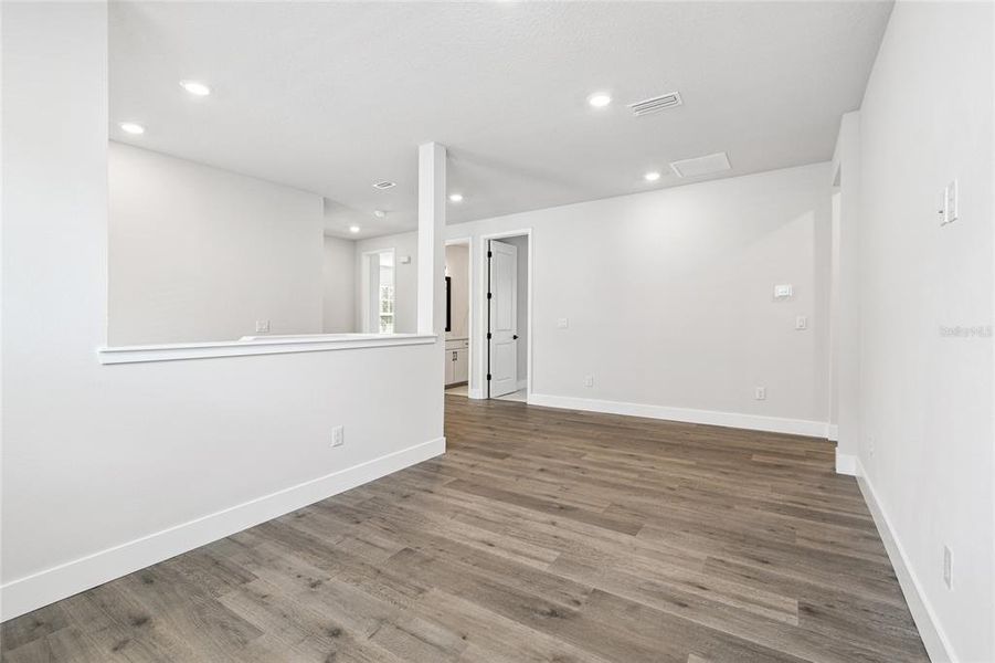 Spacious, unfurnished interior of a new home in South Tampa - Urban Collection, Tampa (Image 32).