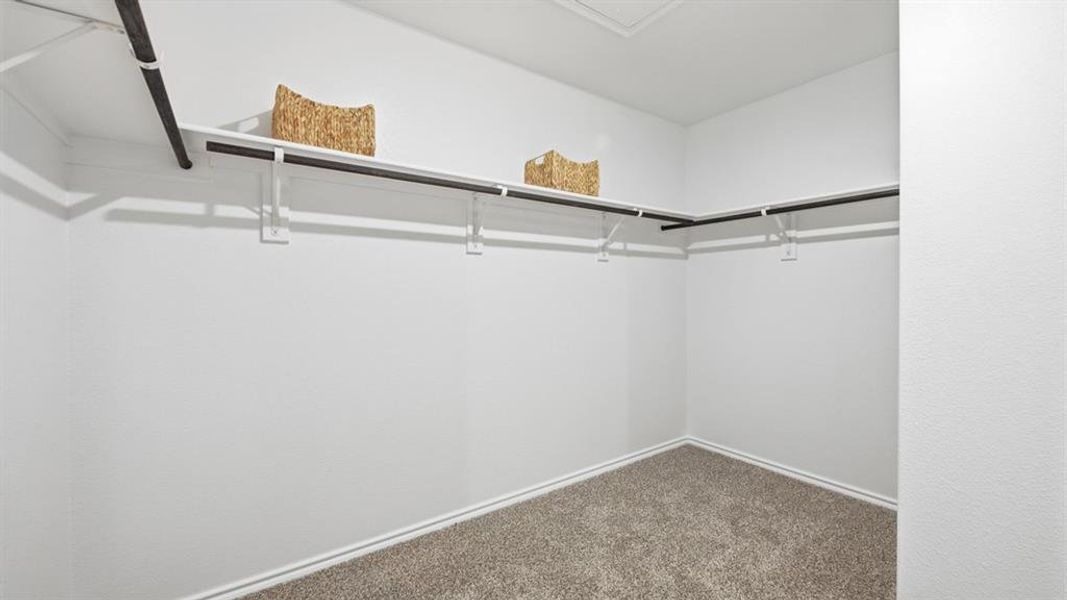 Spacious, unfurnished interior of a new home in Hickory Grove, Bridgeport (Image 20).