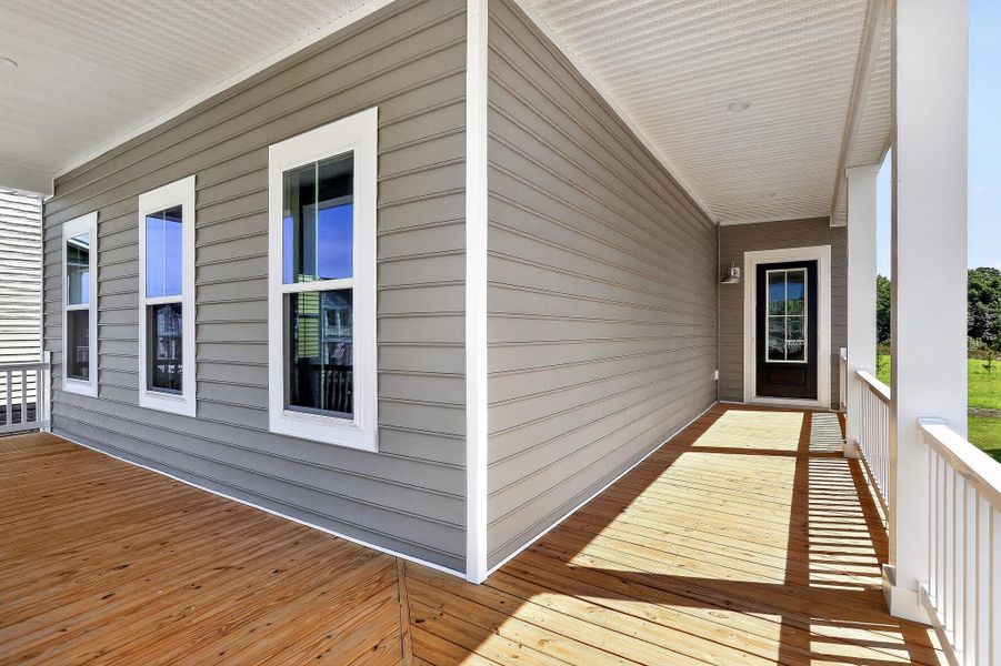 Exterior details and patio area of a home in Heron's Walk at Summers Corner, Summerville (Image 3). Exterior details and patio area of a home in Heron's Walk at Summers Corner, Summerville (Image 3).