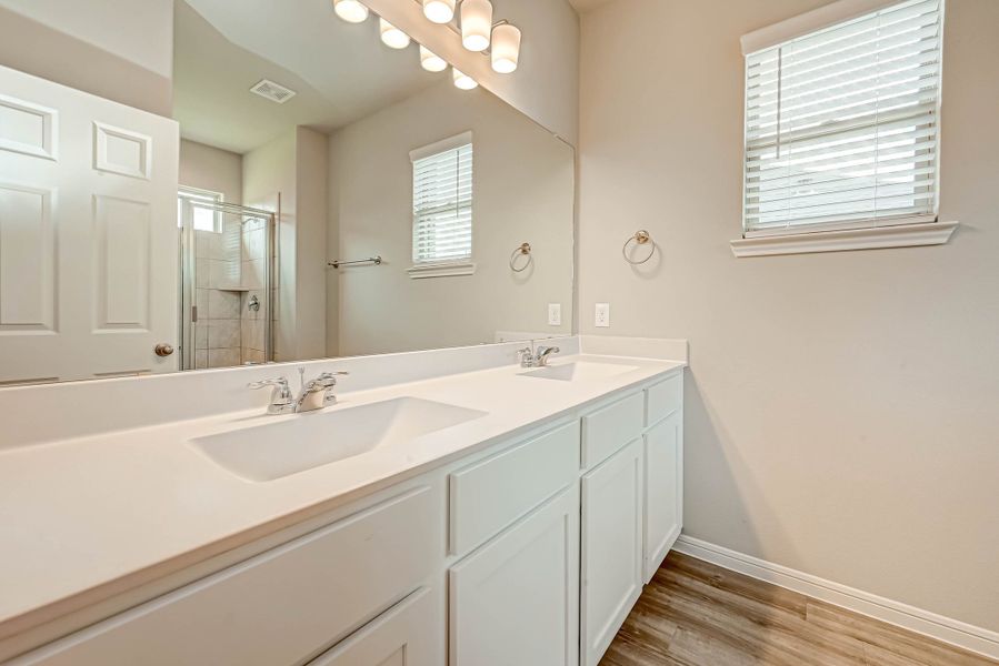 Representative furnished interior of a home built from the Floor Plan 2340 by Colina Homes in Grand Magnolia, Magnolia (Image 12). Representative furnished interior of a home built from the Floor Plan 2340 by Colina Homes in Grand Magnolia, Magnolia (Image 12).