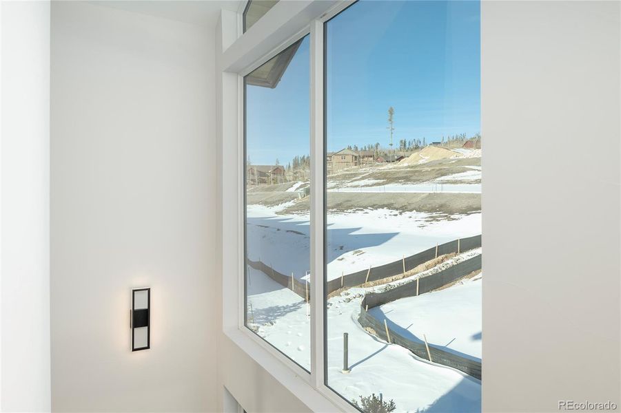 Image 36 of a home in .