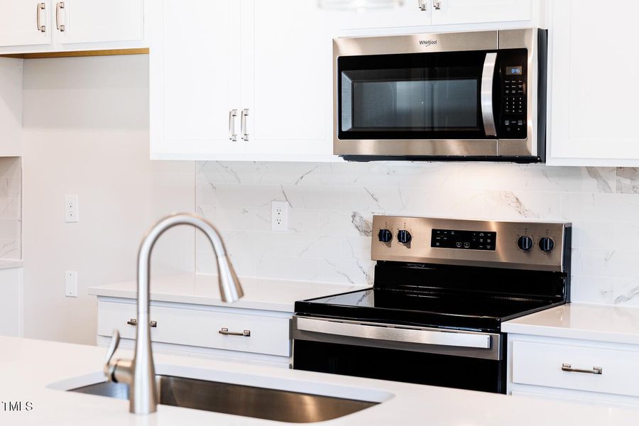 Stonebarrow_Lot48_MorganFC_QMI (8) Stonebarrow_Lot48_MorganFC_QMI (8)