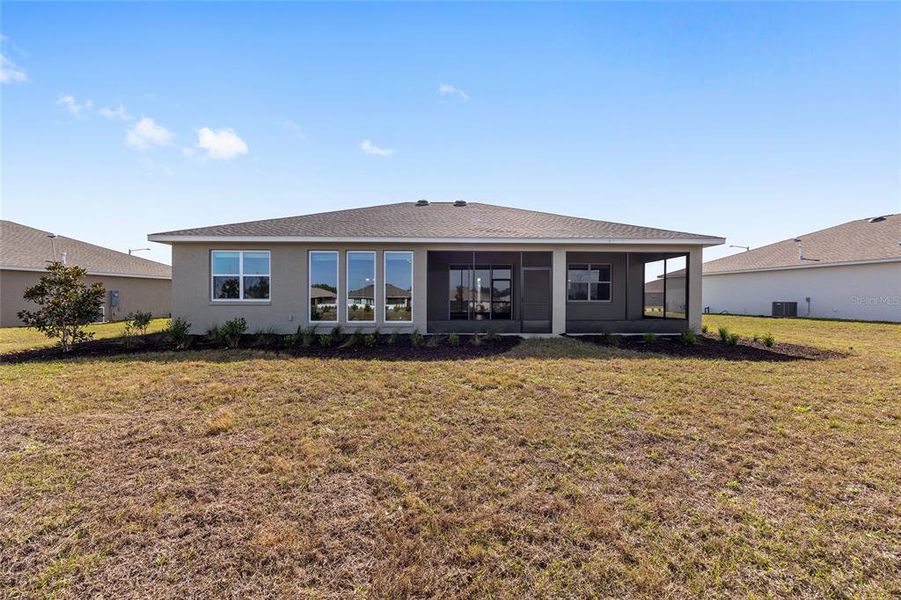 Exterior details and patio area of a home in , Ocala (Image 22).