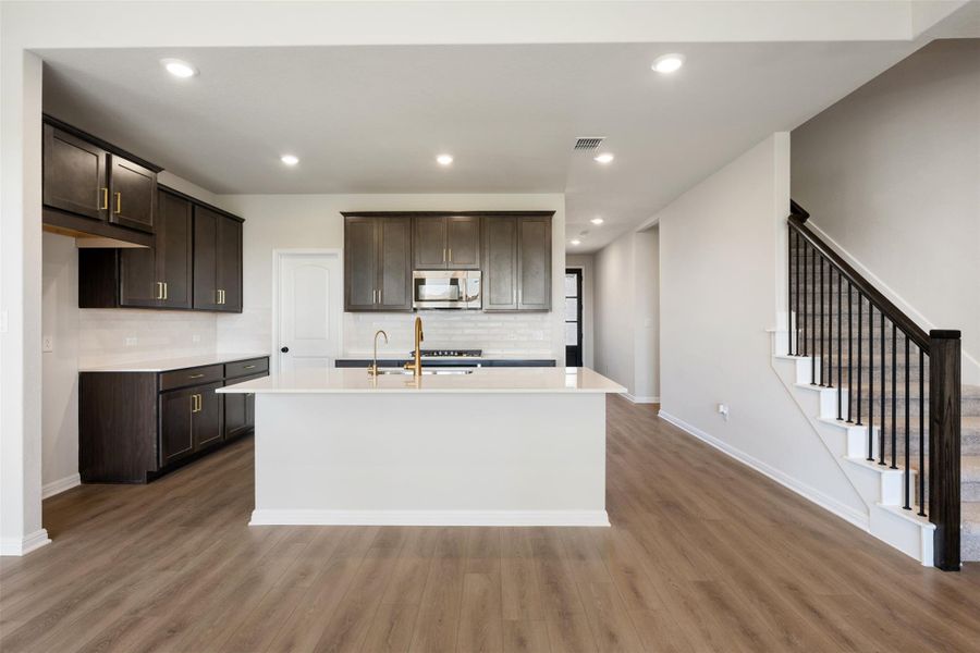 Representative images and renderings are for illustrative purposes. Actual structural options and design finished of home may vary.