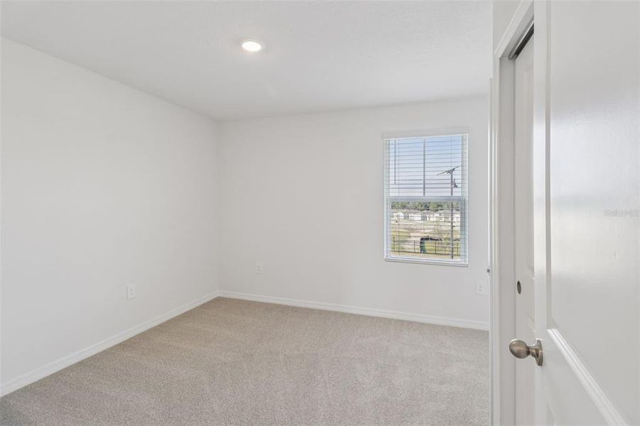 Spacious, unfurnished interior of a new home in The Reserve at Hammock Oaks Townes, Lady Lake (Image 22). Spacious, unfurnished interior of a new home in The Reserve at Hammock Oaks Townes, Lady Lake (Image 22).