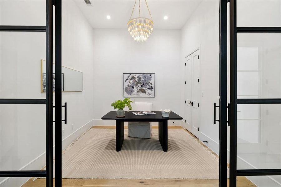 Furnished interior view inside a new home in , Dallas (Image 26).