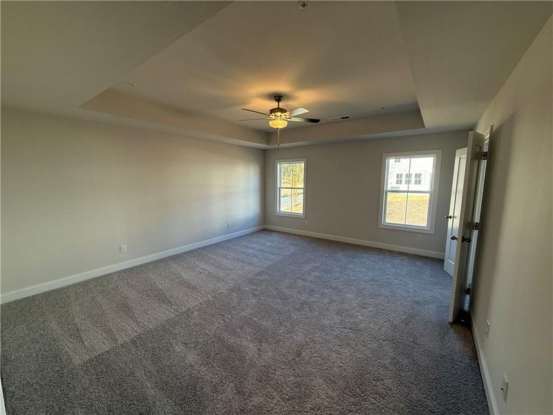 Spacious, unfurnished interior of a new home in , Marietta (Image 7).
