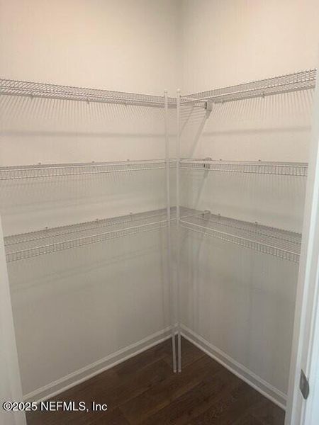 Spacious, unfurnished interior of a new home in Rookery, Green Cove Springs (Image 22).