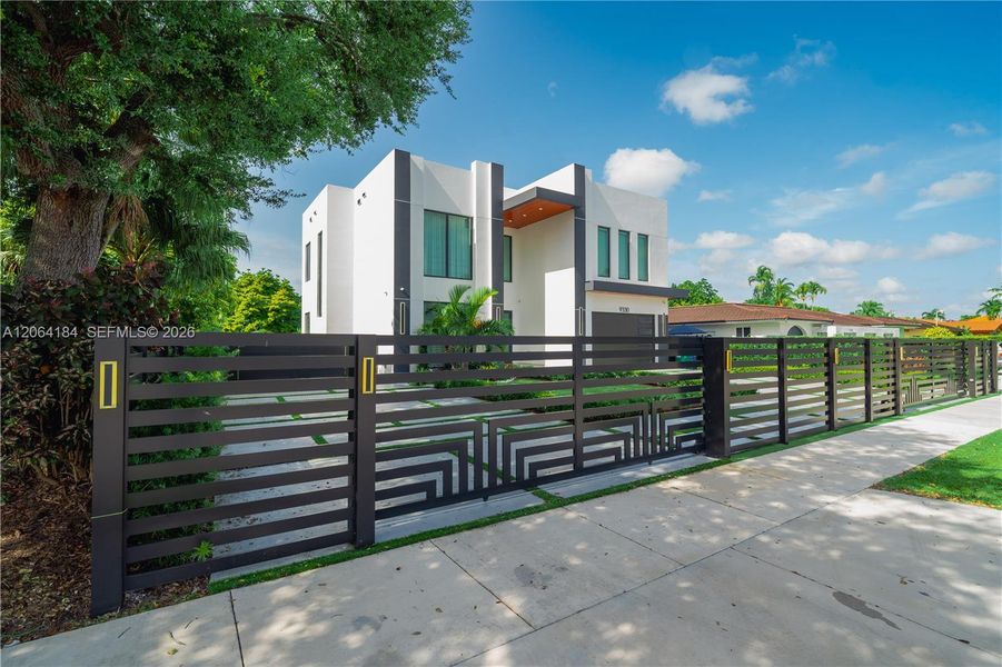 Front exterior of a new home in , Miami, FL, highlighting curb appeal (Image 29). Front exterior of a new home in , Miami, FL, highlighting curb appeal (Image 29).
