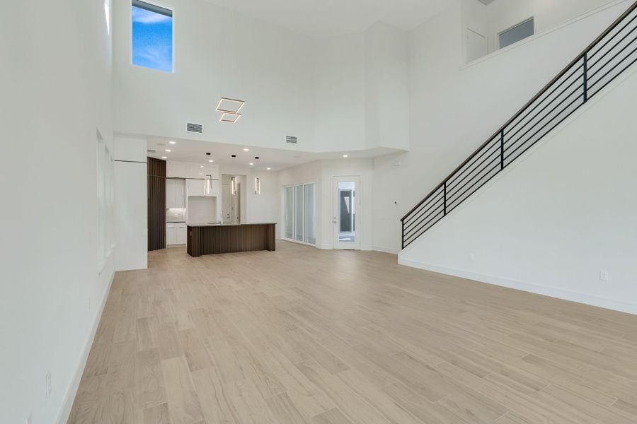 Spacious, unfurnished interior of a new home in Hampton Green at Providence, Davenport (Image 21). Spacious, unfurnished interior of a new home in Hampton Green at Providence, Davenport (Image 21).