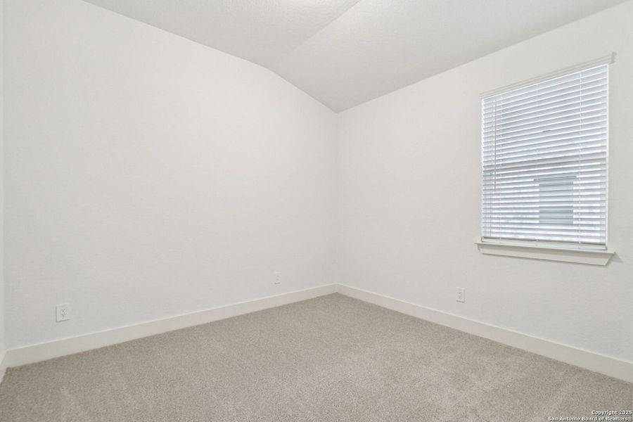 Spacious, unfurnished interior of a new home in Sagebrooke - Classic Series, San Antonio (Image 34).