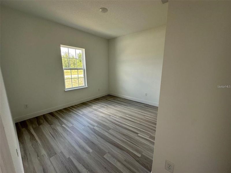 Spacious, unfurnished interior of a new home in , Ocala (Image 17).