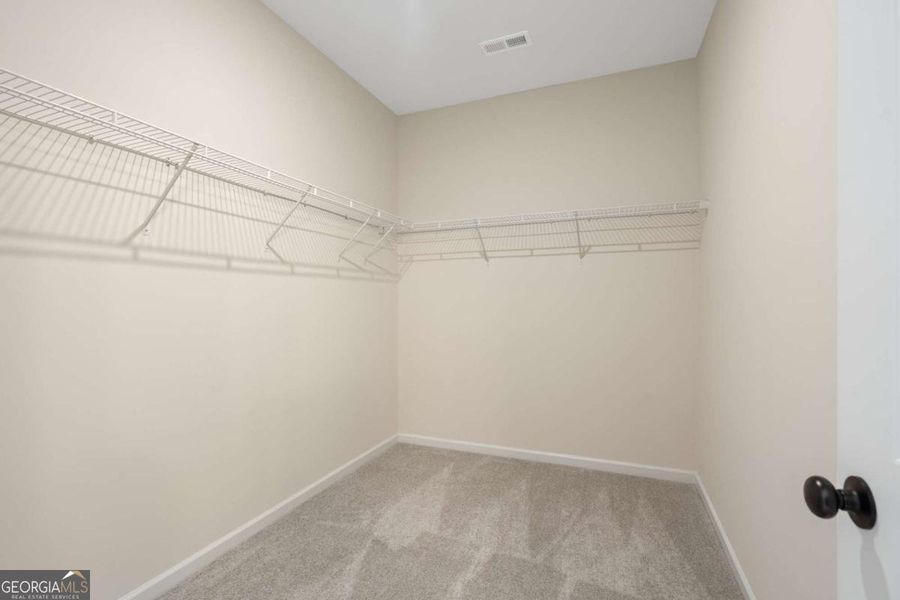 Spacious, unfurnished interior of a new home in Maddox Station, Eatonton (Image 18). Spacious, unfurnished interior of a new home in Maddox Station, Eatonton (Image 18).