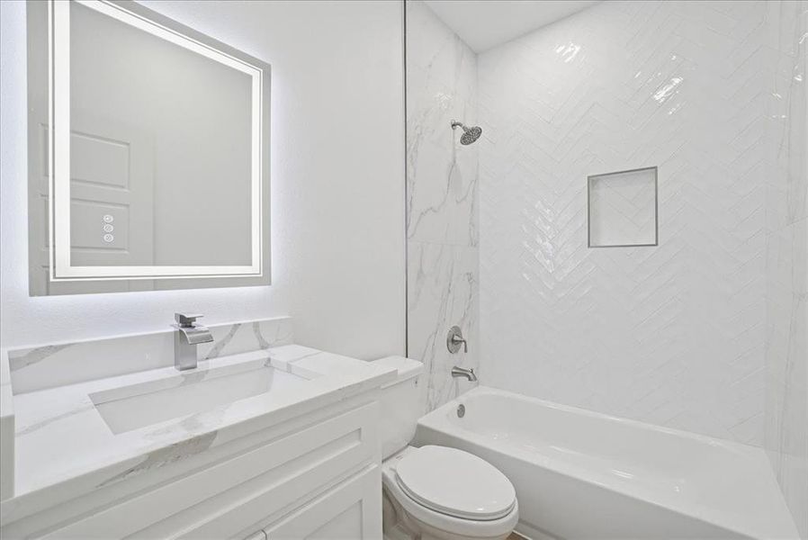 Furnished interior view inside a new home in , Mabank (Image 17).