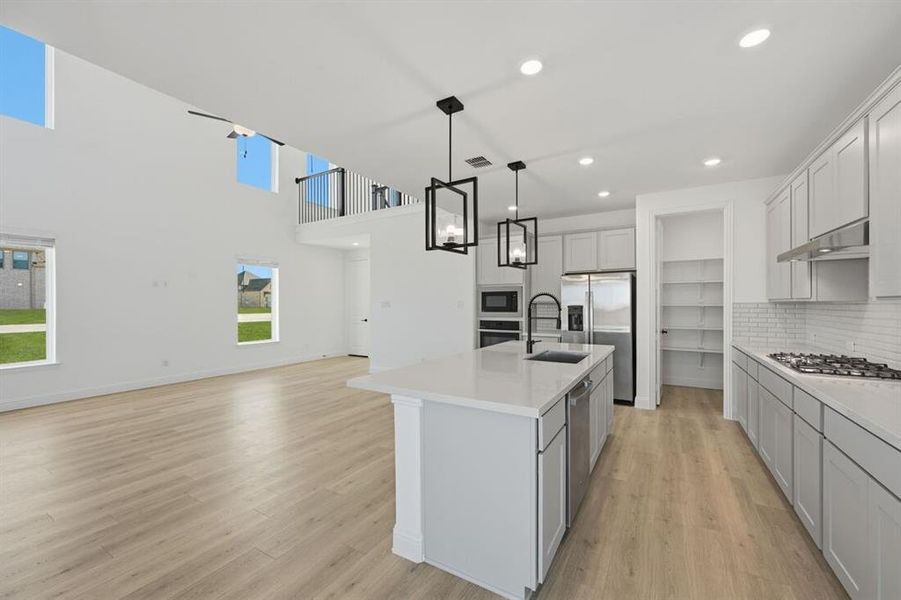 1621 Barnwood Road ~ Ready Now!