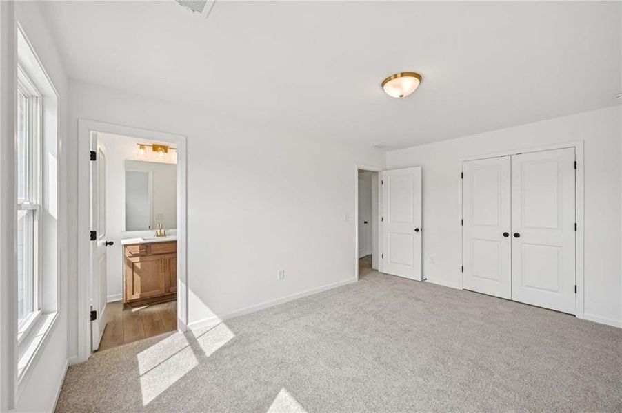 Spacious, unfurnished interior of a new home in Arbors at Richland Creek, Buford (Image 21).