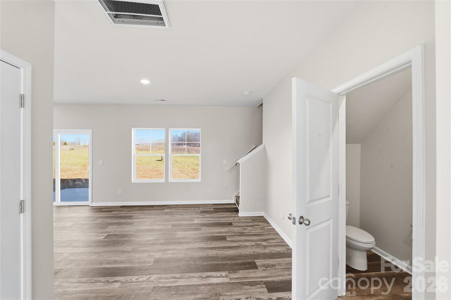 Spacious, unfurnished interior of a new home in , Lincolnton (Image 19).