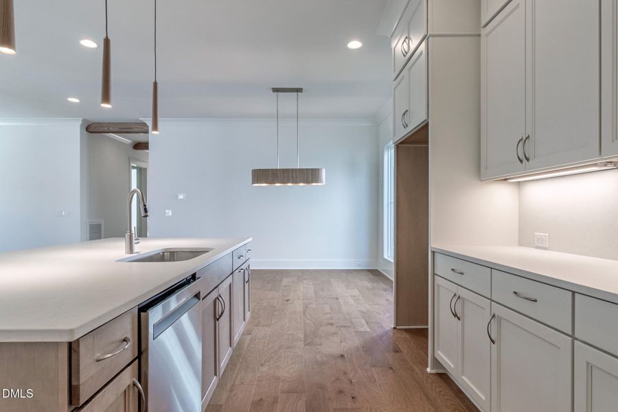 1529_SALEM CHURCH_INTERIOR_16