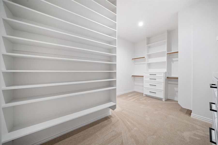 Spacious, unfurnished interior of a new home in , Midlothian (Image 28).