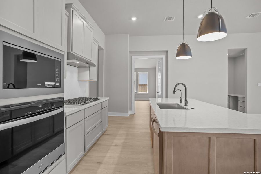 Furnished interior view inside a new home in Mayfair, New Braunfels (Image 16).