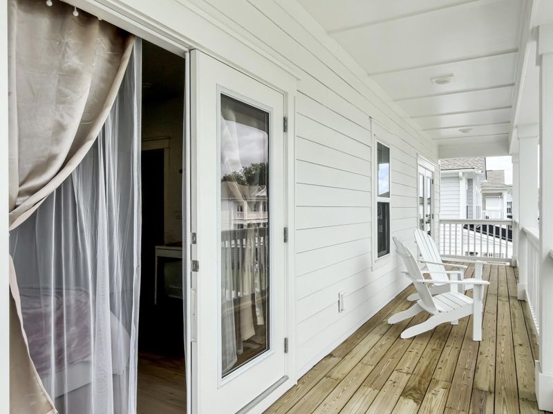Exterior details and patio area of a home in Liberty Hill Farm, Mount Pleasant (Image 34).