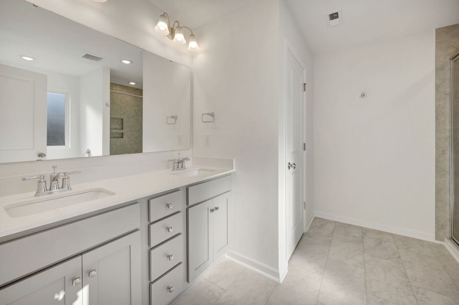 Owner's Bathroom