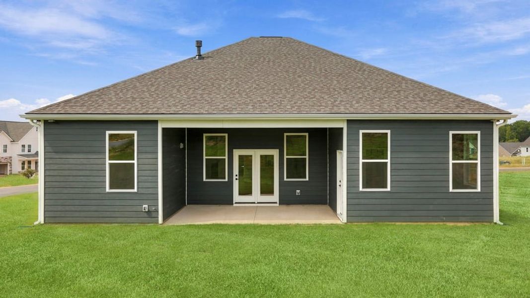 Exterior details and patio area of a home in Sycamore Cove, Woodruff (Image 24).