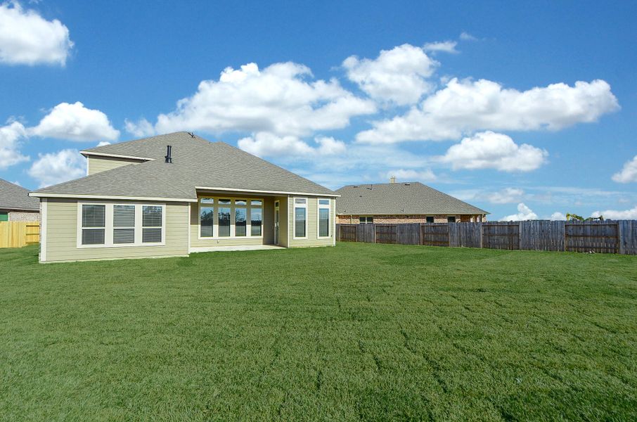 Representative exterior details of a home built from the Floor Plan 2922 by Colina Homes in Grand Magnolia, Magnolia (Image 26).