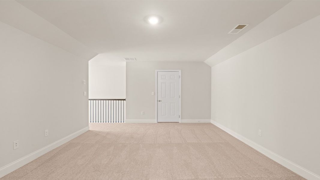 Spacious, unfurnished interior of a new home in Oak Ridge Meadows - Active Adult, Locust Grove (Image 28).