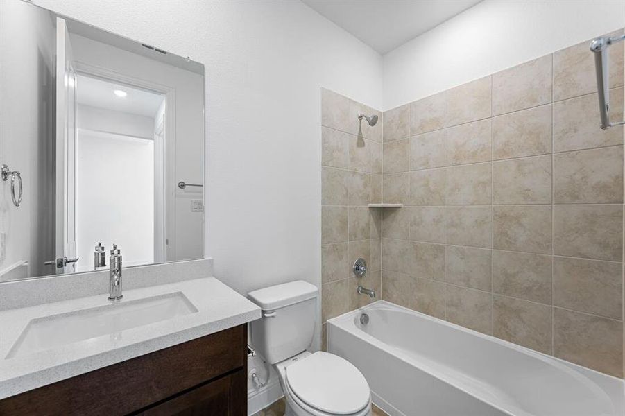 1416 Chestnut Gardens ~ Ready Now