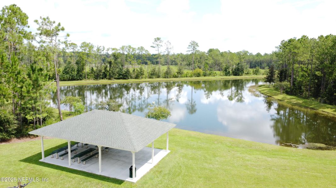 Image 28 of a home in Sandy Creek.