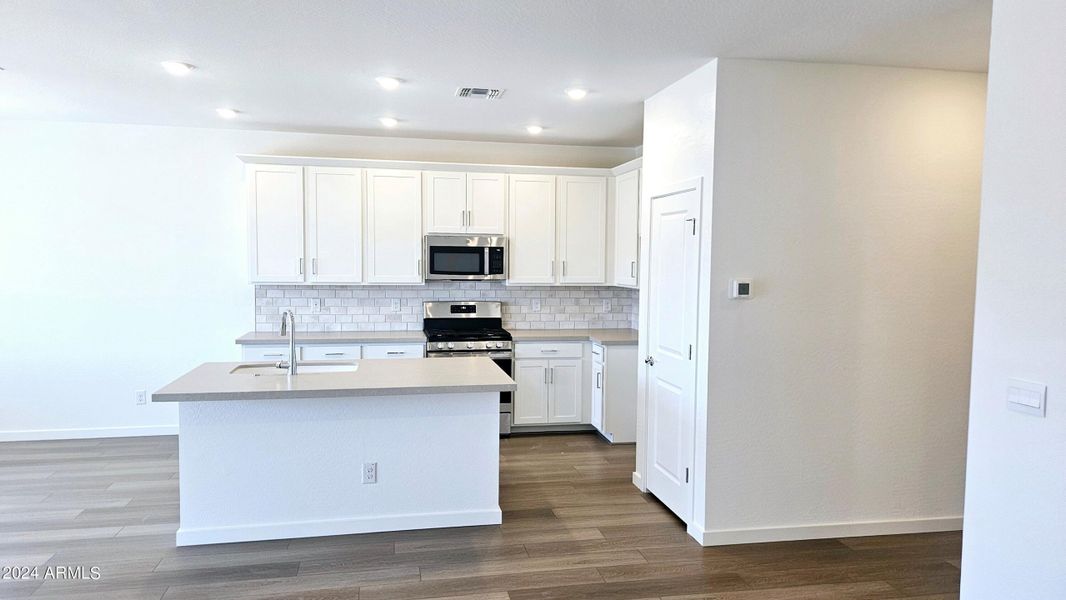 Frontera Lot 189 Kitchen