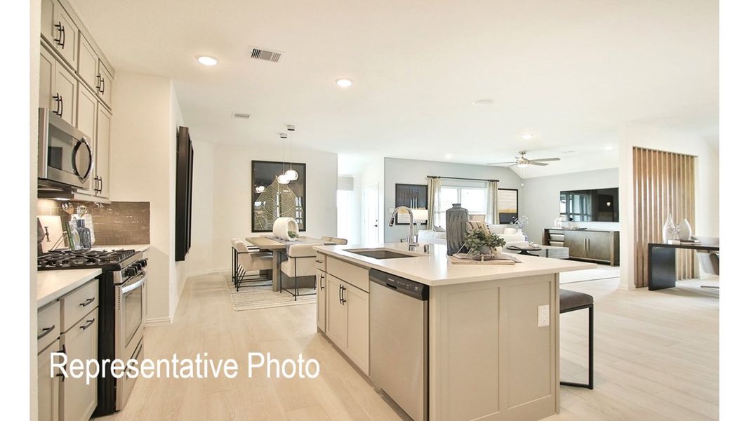Furnished interior view inside a new home in Morningside, Josephine (Image 12).