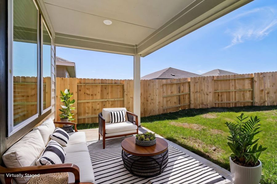 Photo is not of the actual home, but is an inspirational photo of builder’s model home and may depict options, furnishings, and/or decorator features that are not included Photo is not of the actual home, but is an inspirational photo of builder’s model home and may depict options, furnishings, and/or decorator features that are not included