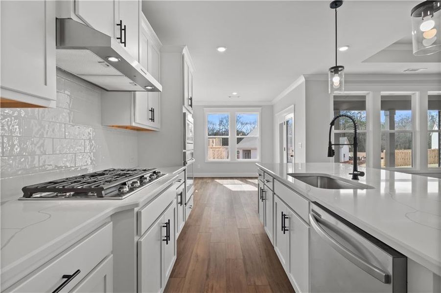 Furnished interior view inside a new home in Rosewood Lake Preserve, Hoschton (Image 5).