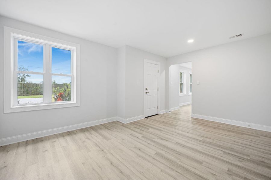 Spacious, unfurnished interior of a new home in , Summerville (Image 21). Spacious, unfurnished interior of a new home in , Summerville (Image 21).