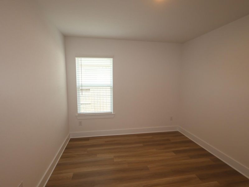 Spacious, unfurnished interior of a new home in Lago Mar, Santa Fe (Image 14).